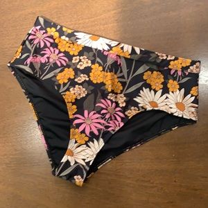 High waisted bikini bottoms